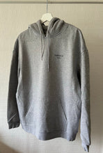 Load image into Gallery viewer, BASIC HOODIE GREY
